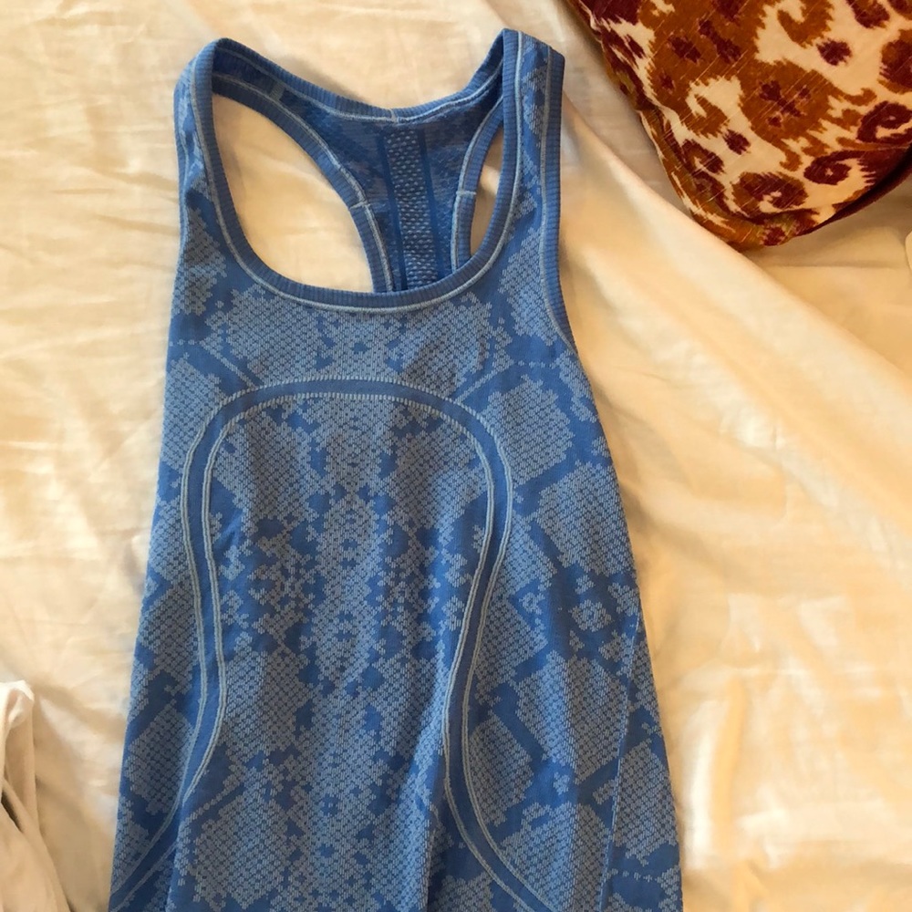 “Lululemon” tank top!